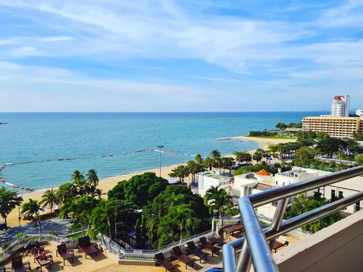 Mark Land Pattaya Beach Eksteriør billede